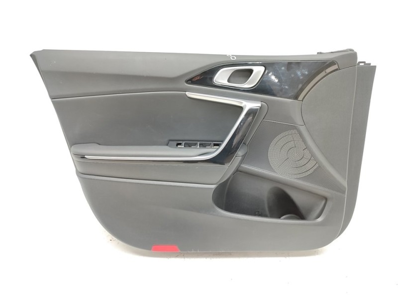 Recambio de guarnecido puerta delantera izquierda para kia xceed hibrido 118 kw referencia OEM IAM 82301J7222DQB  