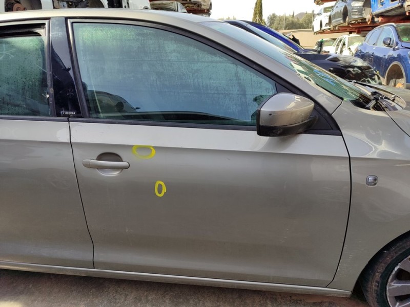 Recambio de puerta delantera derecha para seat toledo (kg3) style referencia OEM IAM 5JA831052C  