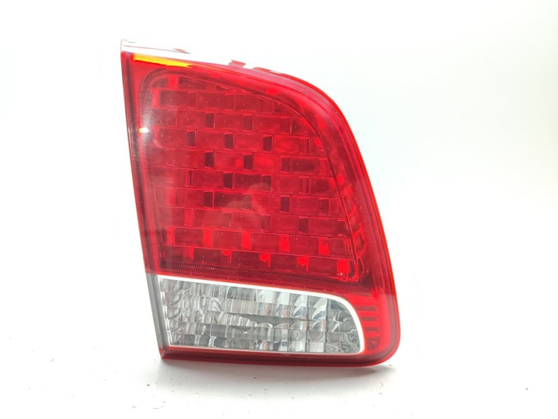 Recambio de piloto trasero izquierdo interior para kia sorento emotion 4wd referencia OEM IAM 924502P020  