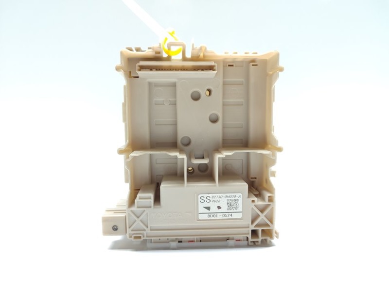 Recambio de caja reles / fusibles para toyota aygo x-cite referencia OEM IAM 827300H030A  