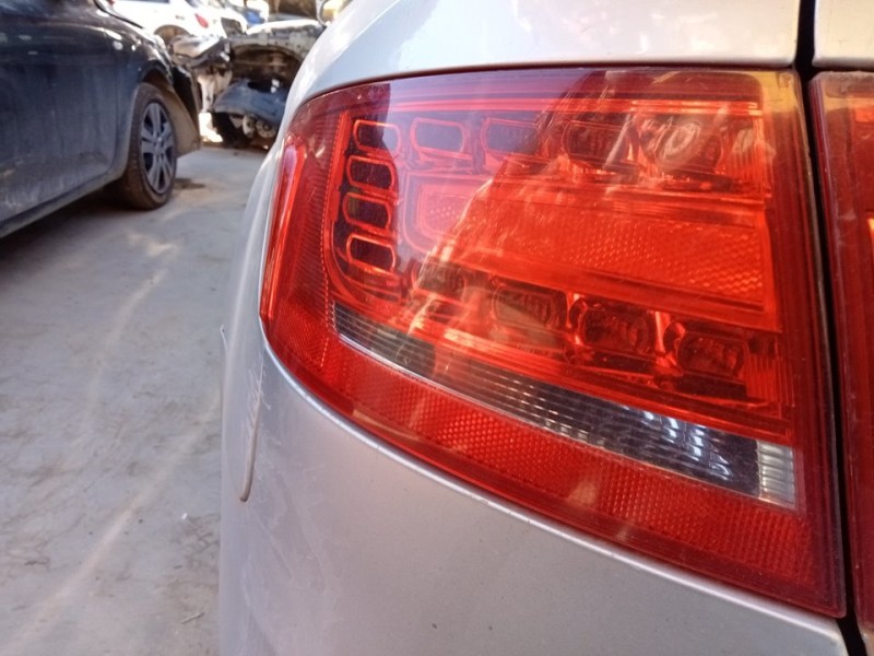 Recambio de piloto trasero izquierdo para audi a4 ber. (b8) básico referencia OEM IAM 8K5945095K  