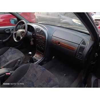 citroën xsara berlina del año 2000