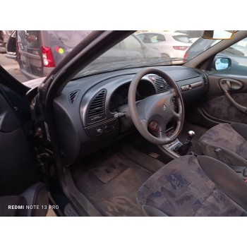 citroën xsara berlina del año 2000