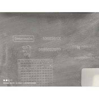 Recambio de molduras delanteras para peugeot 508 access referencia OEM IAM 9686697070  