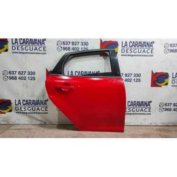 Recambio de puerta trasera derecha para ford focus lim. black&red referencia OEM IAM   