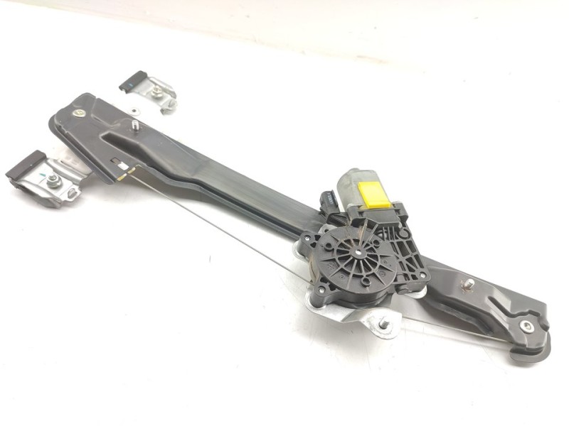 Recambio de elevalunas trasero derecho para ssangyong xlv crystal 4x2 referencia OEM IAM 98840X1010  