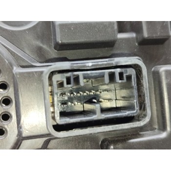 Recambio de cuadro instrumentos para toyota auris hybrid active business plus referencia OEM IAM 83800F2E63  