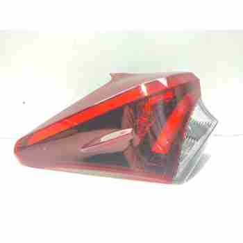 PILOTO TRASERO IZQUIERDO 8156102A61 / 8156102730 