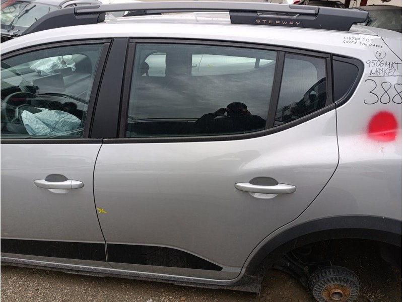 Recambio de puerta trasera izquierda para dacia sandero iii stepway expression referencia OEM IAM 821016131R  