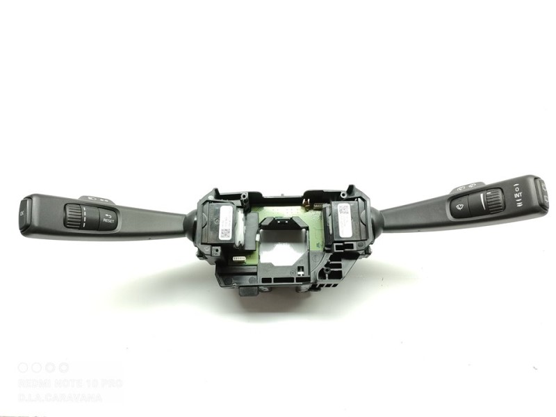 Recambio de mando multifuncion para volvo v40 momentum referencia OEM IAM 31327904  