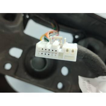 Recambio de volante para ssangyong xlv crystal 4x2 referencia OEM IAM 8916035010  