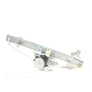 ELEVALUNAS DELANTERO IZQUIERDO 807215FA0A 