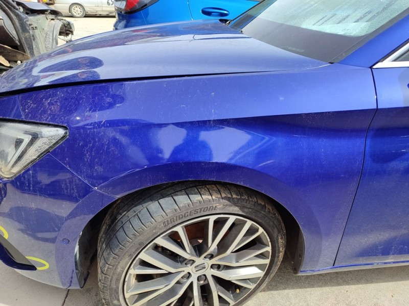 Recambio de aleta delantera izquierda para seat leon sportstourer (kl8) xcellence referencia OEM IAM 5FA821021  