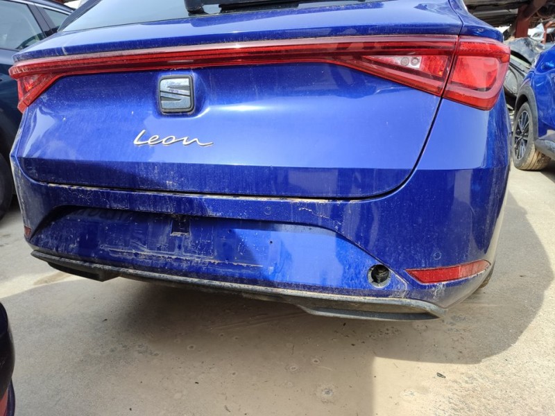 Recambio de paragolpes trasero para seat leon sportstourer (kl8) xcellence referencia OEM IAM 5FE807421  