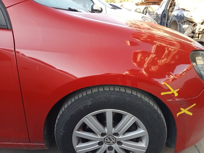 Recambio de aleta delantera derecha para volkswagen golf vi (5k1) advance referencia OEM IAM 5K6821022A  