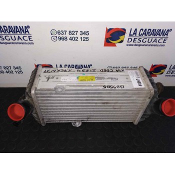 Recambio de intercooler para kia pro cee´d (jd) 1.6 crdi 136 referencia OEM IAM 282702A570 / 282712A640  