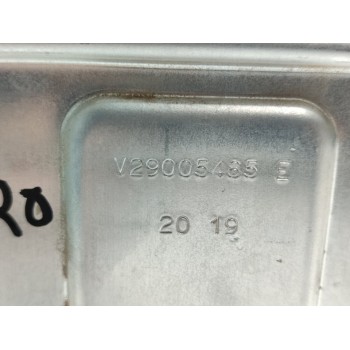 Recambio de centralita motor uce para dacia sandero ambiance referencia OEM IAM 237102982S  