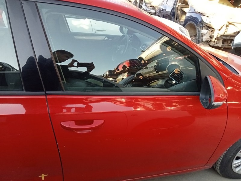 Recambio de puerta delantera derecha para volkswagen golf vi (5k1) advance referencia OEM IAM 5K4831056H  