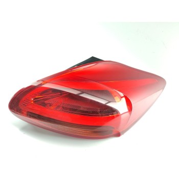 PILOTO TRASERO DERECHO 92402A27 / 92402A2720 / 92420A2720 