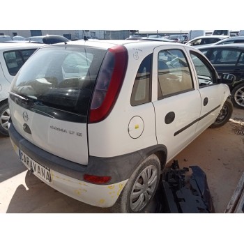 opel corsa c del año 2001