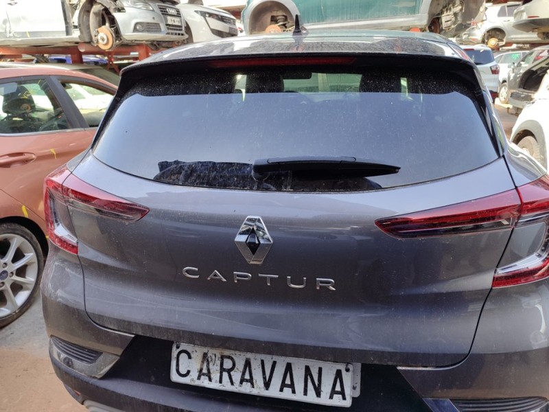 Recambio de porton trasero para renault captur ii techno referencia OEM IAM 901003784R  