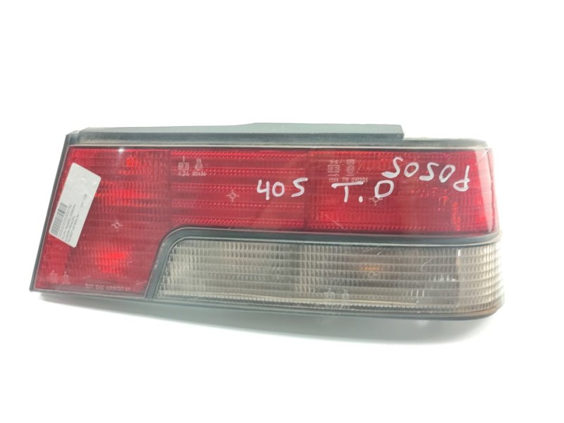 Recambio de piloto trasero derecho para peugeot 405 berlina referencia OEM IAM   