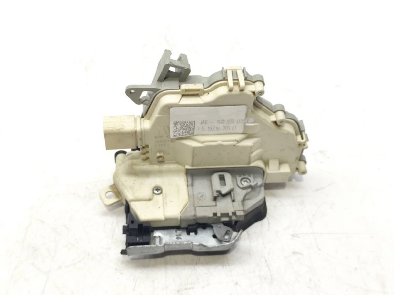 Recambio de cerradura puerta trasera izquierda para audi a3 sportback (8va) ambition referencia OEM IAM 4G0839015E  