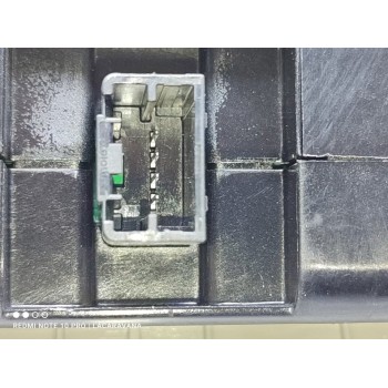 Recambio de luz interior para mg zs comfort referencia OEM IAM 10885724  