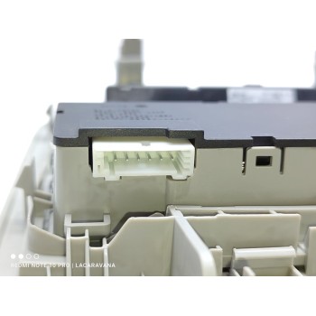 Recambio de luz interior para mg zs comfort referencia OEM IAM 10885724  