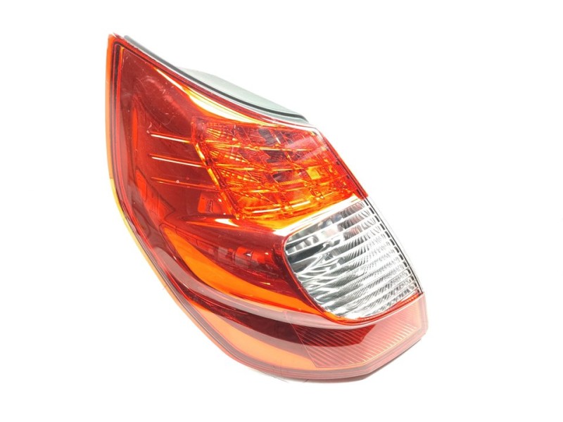 Recambio de piloto trasero izquierdo para renault scenic ii emotion referencia OEM IAM 8200474328  