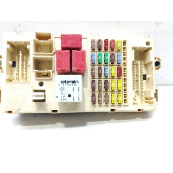 Recambio de caja reles / fusibles para fiat bravo (198) 1.9 8v dynamic multijet mit paket sport referencia OEM IAM 51786513  
