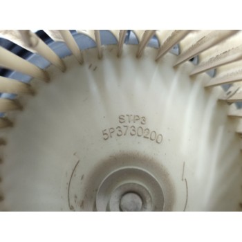 Recambio de ventilador calefaccion para dacia sandero ambiance referencia OEM IAM 272100975R  