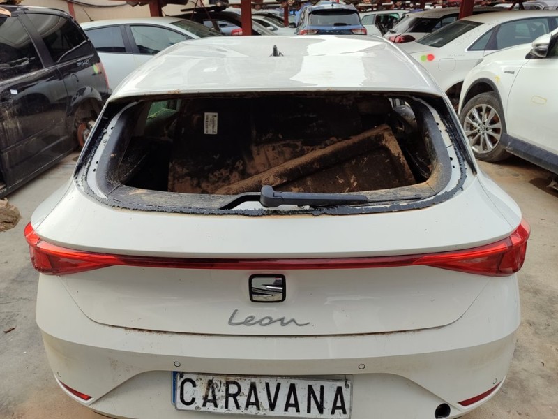 Recambio de porton trasero para seat leon (kl1) style referencia OEM IAM 5FA827023  