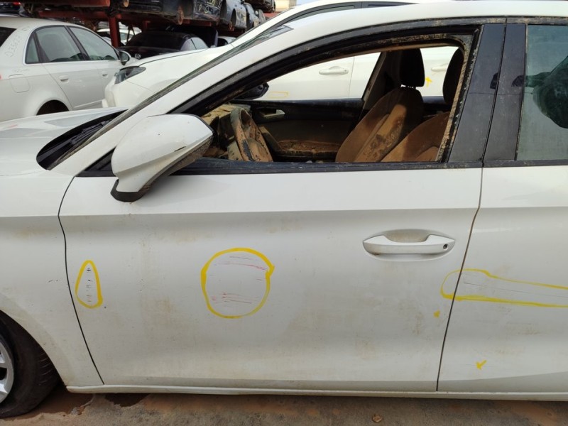 Recambio de puerta delantera izquierda para seat leon (kl1) style referencia OEM IAM 5FA831051B  