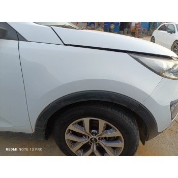 Recambio de aleta delantera derecha para kia sportage emotion 4x2 referencia OEM IAM 663213W000  