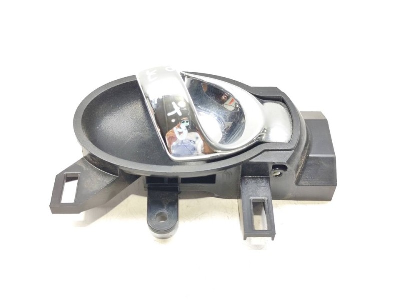 Recambio de maneta interior trasera derecha para nissan juke (f15) acenta referencia OEM IAM 80670BA61A  