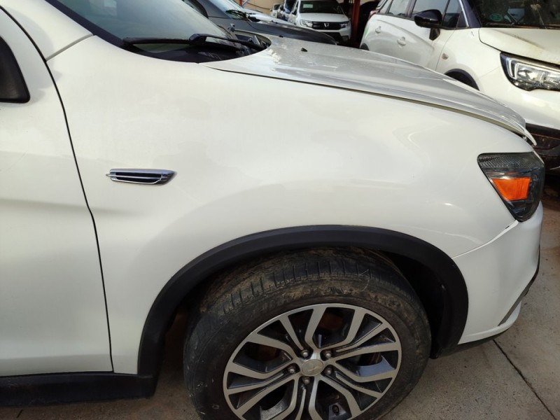 Recambio de aleta delantera derecha para mitsubishi asx (ga0w) motion 2wd referencia OEM IAM 5220K898  