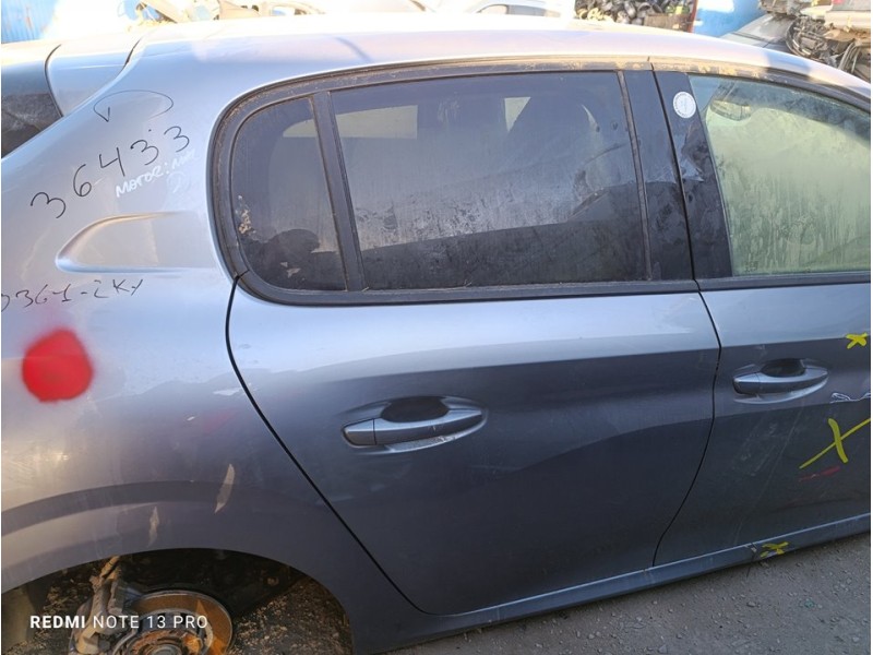 Recambio de puerta trasera derecha para peugeot 208 (p2) allure referencia OEM IAM 9827578080  