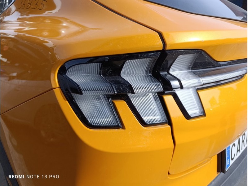 Recambio de piloto trasero izquierdo para ford mustang mach-e basis referencia OEM IAM LJ8B13405AG  