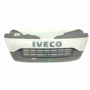 Recambio de rejilla delantera para iveco daily furgón fg 33 s ... v batalla 3520 referencia OEM IAM 5801342734EZ M 