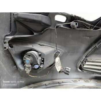 Recambio de paragolpes delantero para ford c-max trend referencia OEM IAM 1758223  