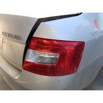 PILOTO TRASERO DERECHO 5E5945112 