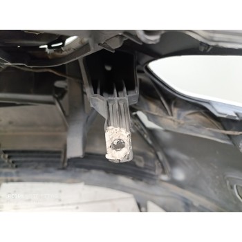 Recambio de paragolpes delantero para ford c-max trend referencia OEM IAM 1758223  