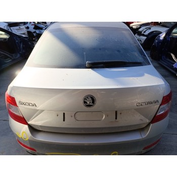 Recambio de porton trasero para skoda octavia lim. (5e3) ambition referencia OEM IAM 5E5827023D  