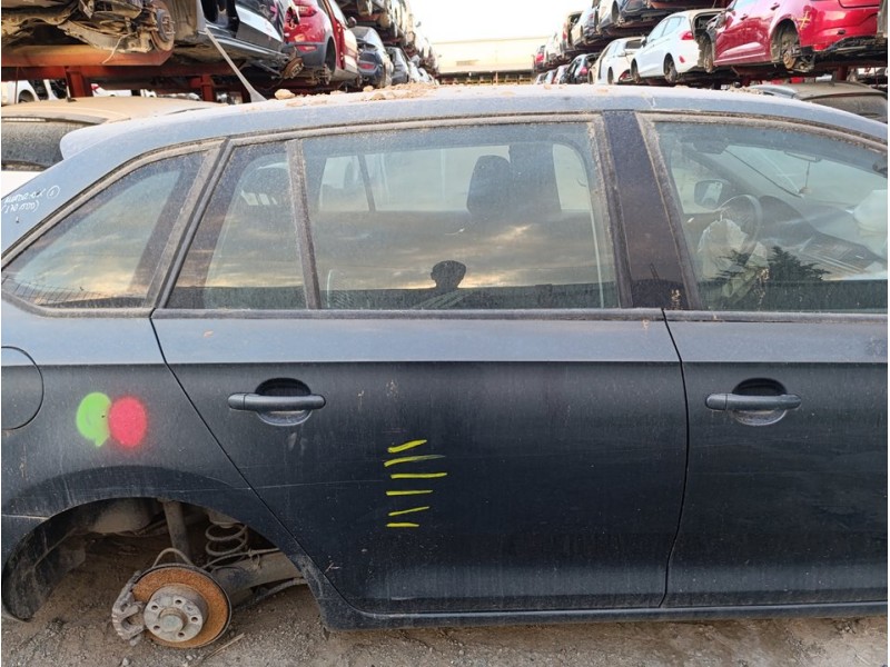 Recambio de puerta trasera derecha para skoda rapid active referencia OEM IAM 5JJ833052  