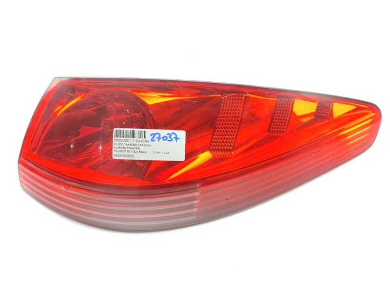 Recambio de piloto trasero derecho para peugeot 607 (s2) básico referencia OEM IAM 96581640680  