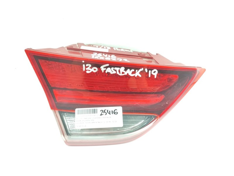 Recambio de piloto trasero izquierdo interior para hyundai i30 fastback tecno referencia OEM IAM 92403G4  