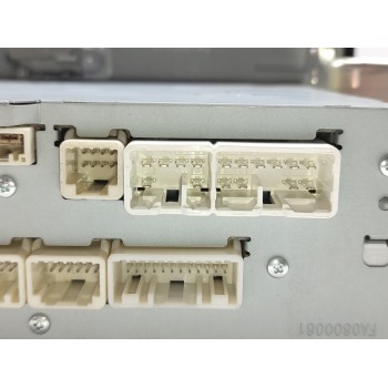 Recambio de pantalla multifuncion para toyota auris active referencia OEM IAM 8614002280  