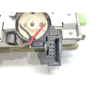 Recambio de pantalla multifuncion para audi a3 sportback (8vf) basic referencia OEM IAM 8V0857273P  