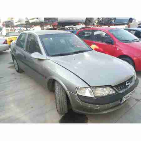 OPEL VECTRA B BERLINA